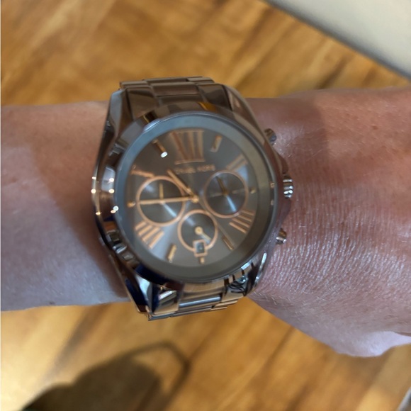 Michael Kors Brown Metal Watch - Picture 2 of 4